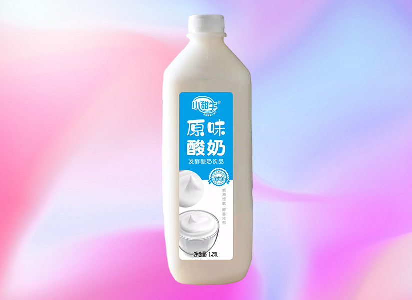 小甜牛发酵酸奶饮品，顺滑细腻，醇香浓郁