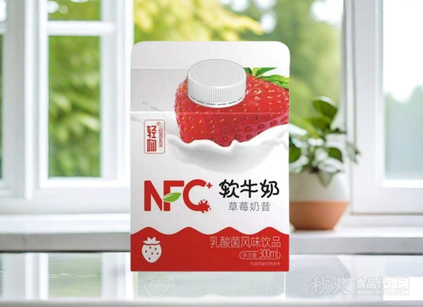 轻吻NFC草莓软牛奶
